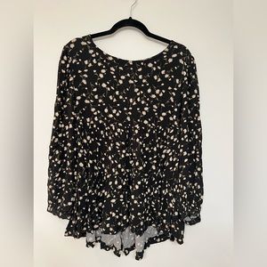 Daisy Open Back Tunic